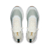 Men's On Cloud 6 Versa active life sneakers with breathable mesh upper and cushioned sole, designed for comfort and performance.