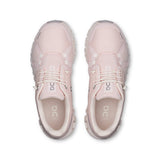 On Cloud 6 women's active life shoes from On, featuring sleek design and cushioned soles for comfortable everyday wear.