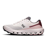 Women's On Cloudvista 3 trail running shoes with lightweight design and breathable mesh upper, suitable for outdoor running.