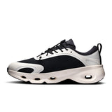 On Cloudsolo LOEWE women's active lifestyle sneakers with sleek design and supportive cushioning, suitable for active wear.