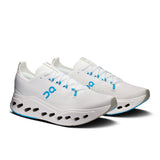 Men's On Cloudsurfer Max road running shoes with breathable mesh upper and cushioned sole for comfortable running.