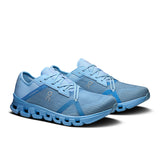 Men's On Cloud X 4 AD training shoes with lightweight design and breathable mesh upper, ideal for running and active workouts.
