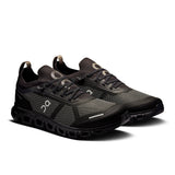 Men's On Cloud 6 Versa Active Life running shoes with breathable mesh and cushioned soles, designed for comfort and performance.