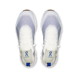 Men's On Cloud 6 Versa active life sneakers with breathable mesh upper and cushioned sole for comfortable running and training.