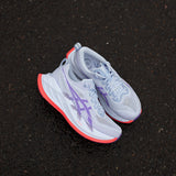 Unisex ASICS Superblast 2 tempo trainers in blue fade and Edo purple with sleek design and breathable mesh upper.