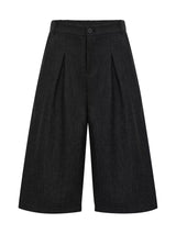 Men's high-waisted pleated wide-leg Capri pants by Trendsi, featuring a relaxed fit and stylish design in the image.