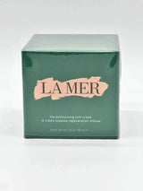 Bloomvera La Mer Crème de la Mer moisturizing cream in a 3.4 oz jar, showcasing the luxurious packaging and rich texture.